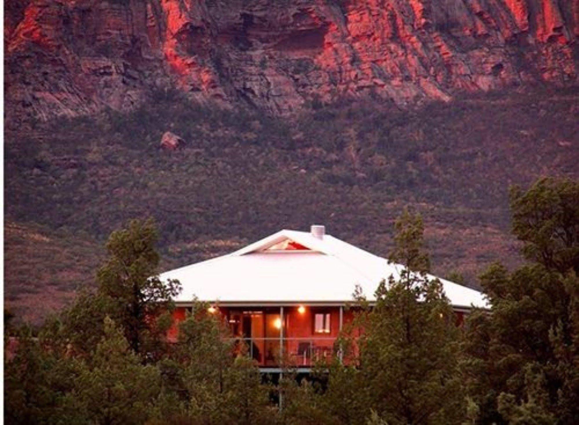 Отель Rawnsley Park Station Flinders Ranges Экстерьер фото